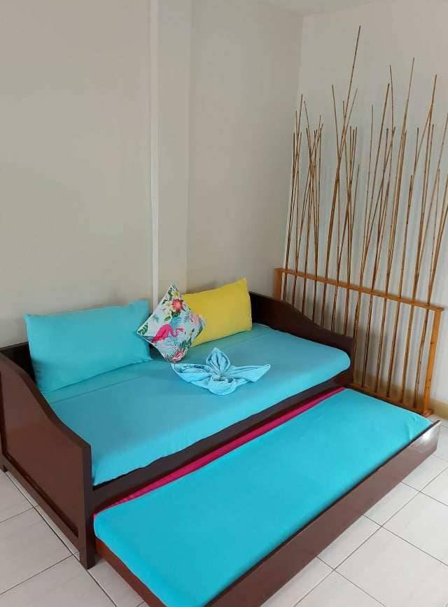 Happy'S Homestay Manoc-Manoc Exterior photo